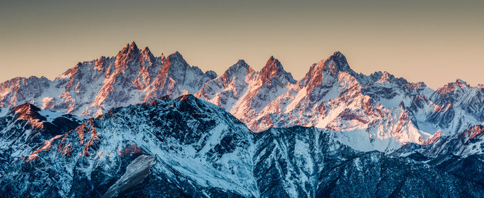 Snowy Sichuan mountains