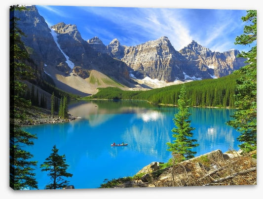 Vivid hues of Lake Moraine, Canada