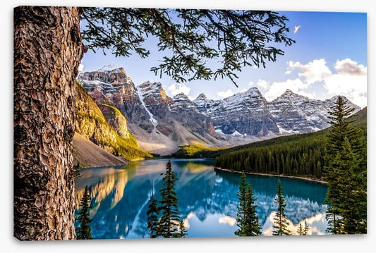 Moraine Lake mountains
