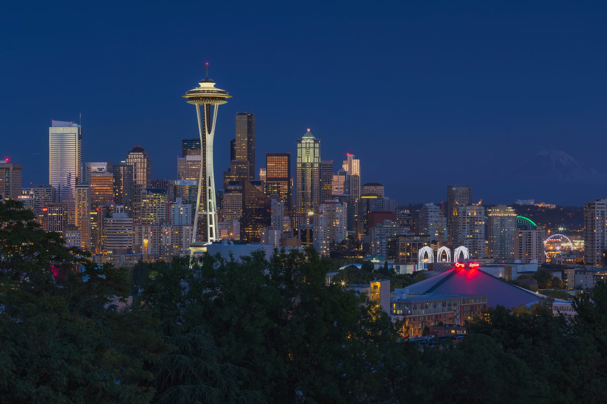 Seattle skyline by night