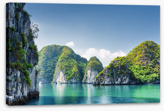 Ha Long Bay lagoon