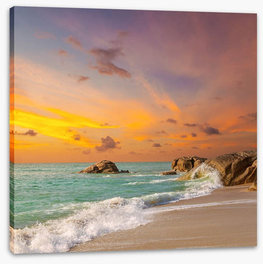 Lamai beach sunrise