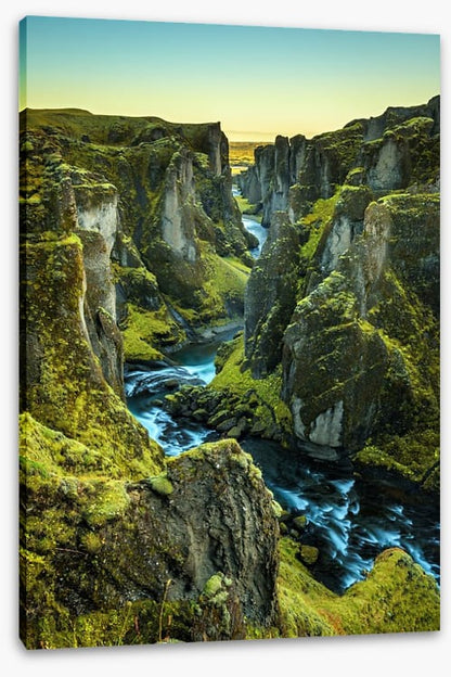 Fjadrargljufur canyon