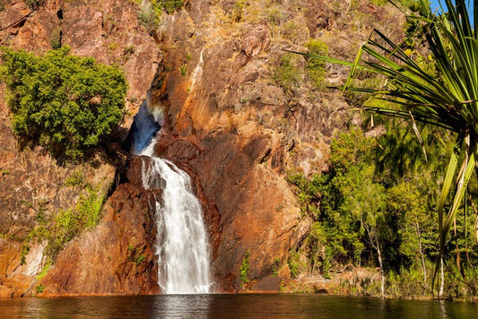 Wangi Falls flowing