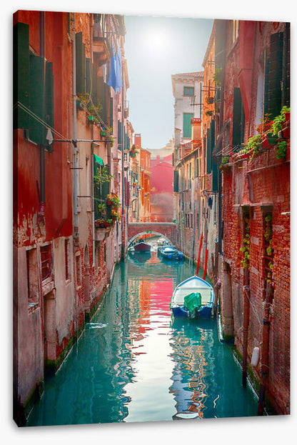 The old brick canal