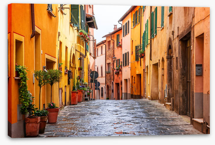 Montepulciano main street
