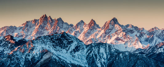 Snowy Sichuan mountains