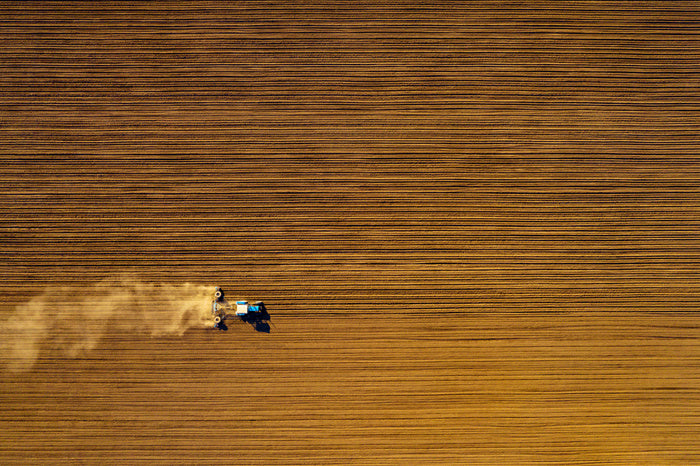 Tractor trails