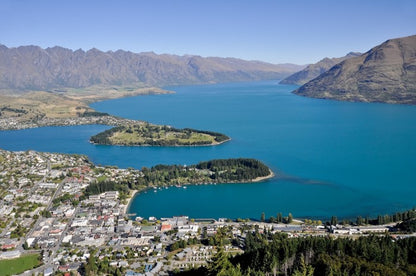 Queenstown on the lake