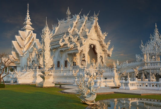 Wat Rong Khun, Thailand