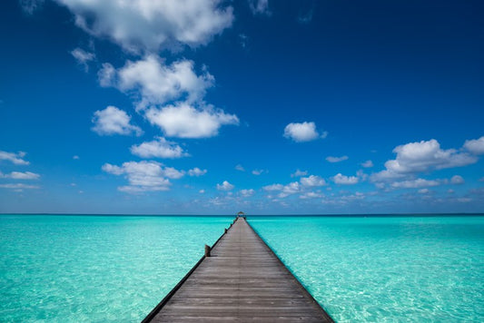 Pier into the horizon