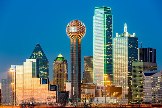 Dallas dusk skyline