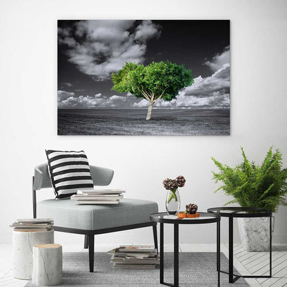 The green tree